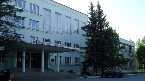 Санкт-Петербургский государственный университет гражданской авиации им. Главного маршала авиации А.А. Новикова — здание вуза